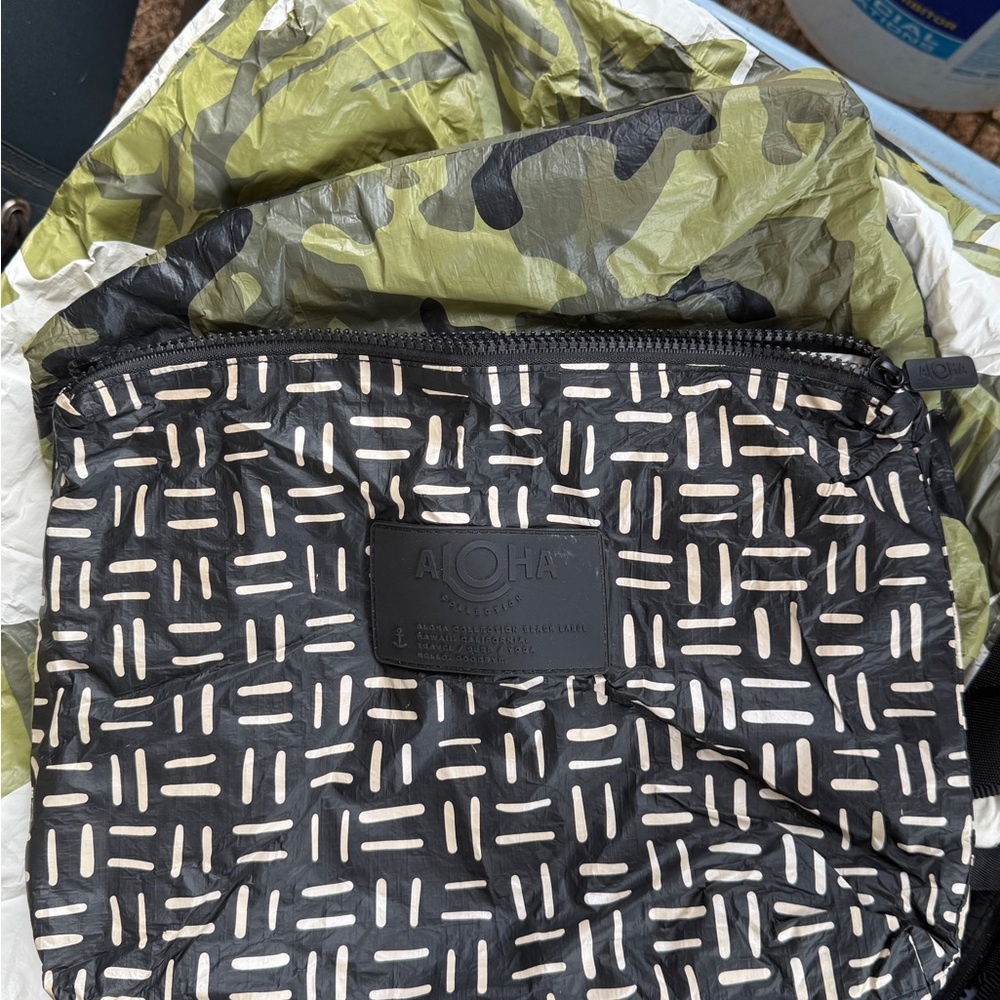 Aloha Collection Pouch